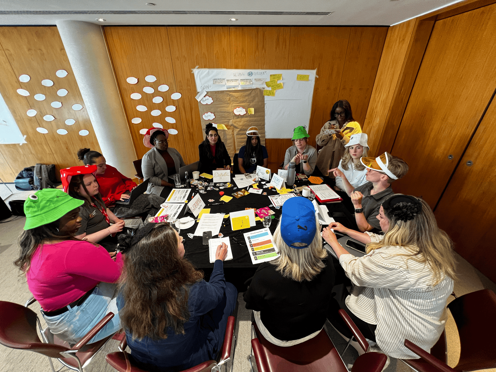 Youth connectivity workshop promoting engagement and innovation in business.